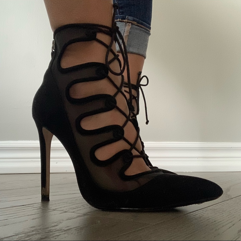 Zara Basic lace up pumps in black size 35